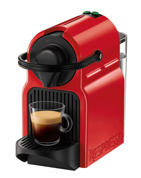 Nespresso Inissia en color rojo preparando un espresso