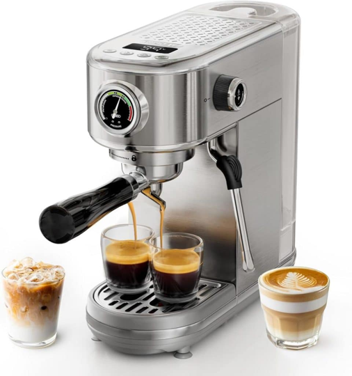 HiBREW H10B en acero inoxidable preparando dos espressos